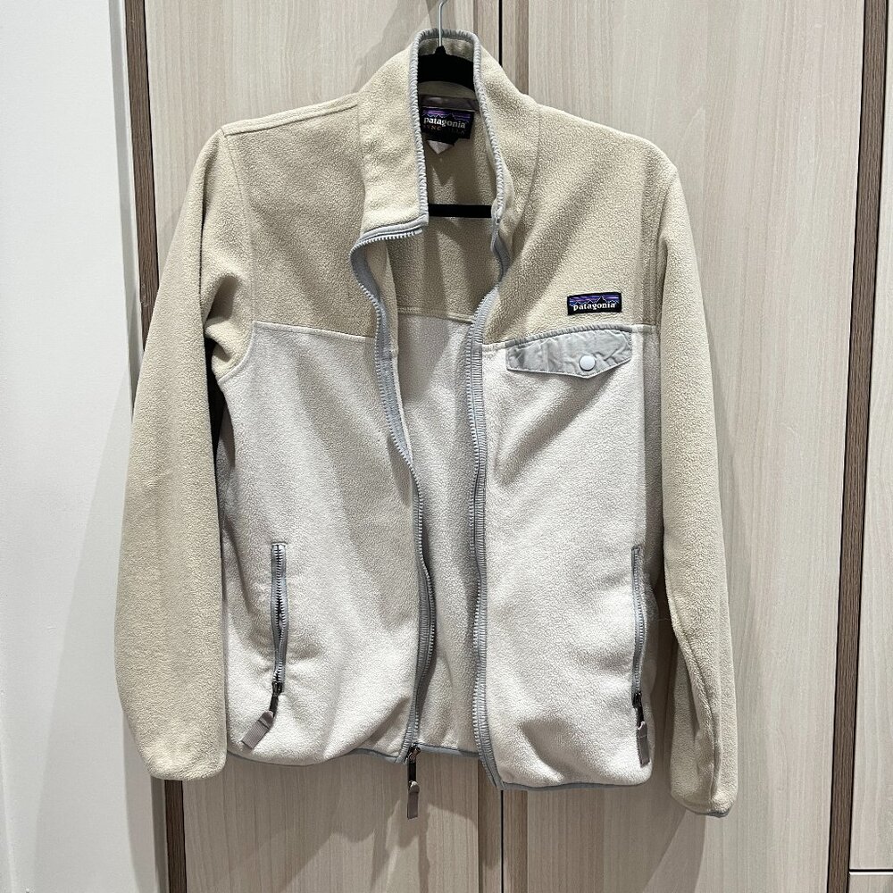 Patagonia zip-up fleece